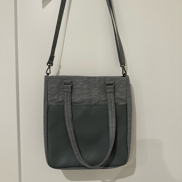 Herschel Supply Company Orion 12” Small Tote ( Gray) - Picture 2 of 7